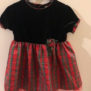 Girl Christmas Dress size 24 month. Great condition